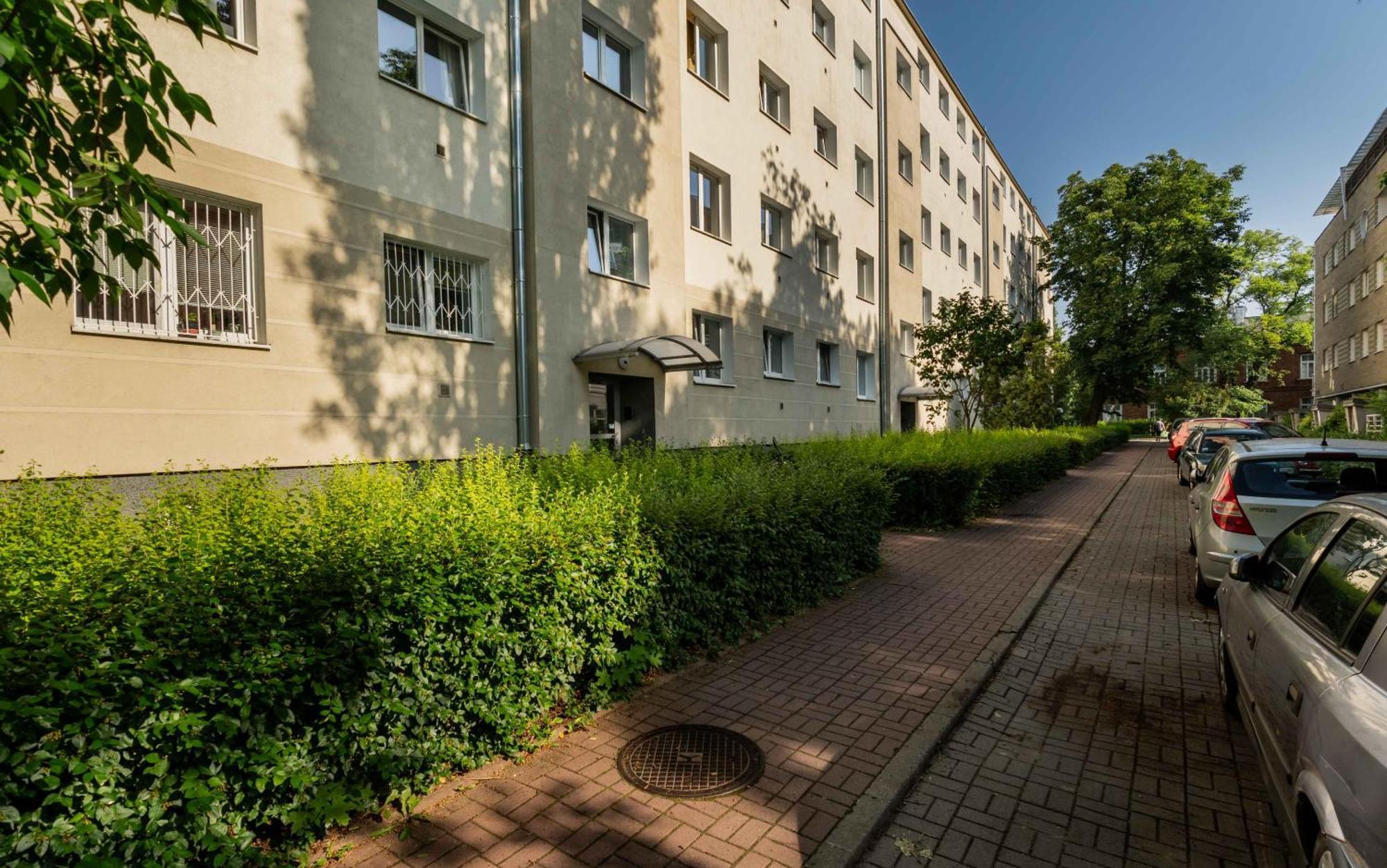 Chopin Apartment Lazienki Park Варшава Экстерьер фото